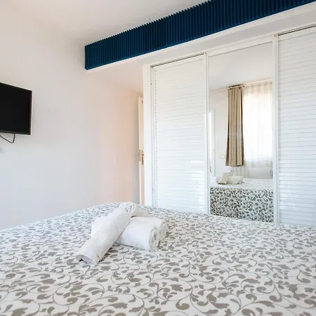 Brisas Ii Apartment *